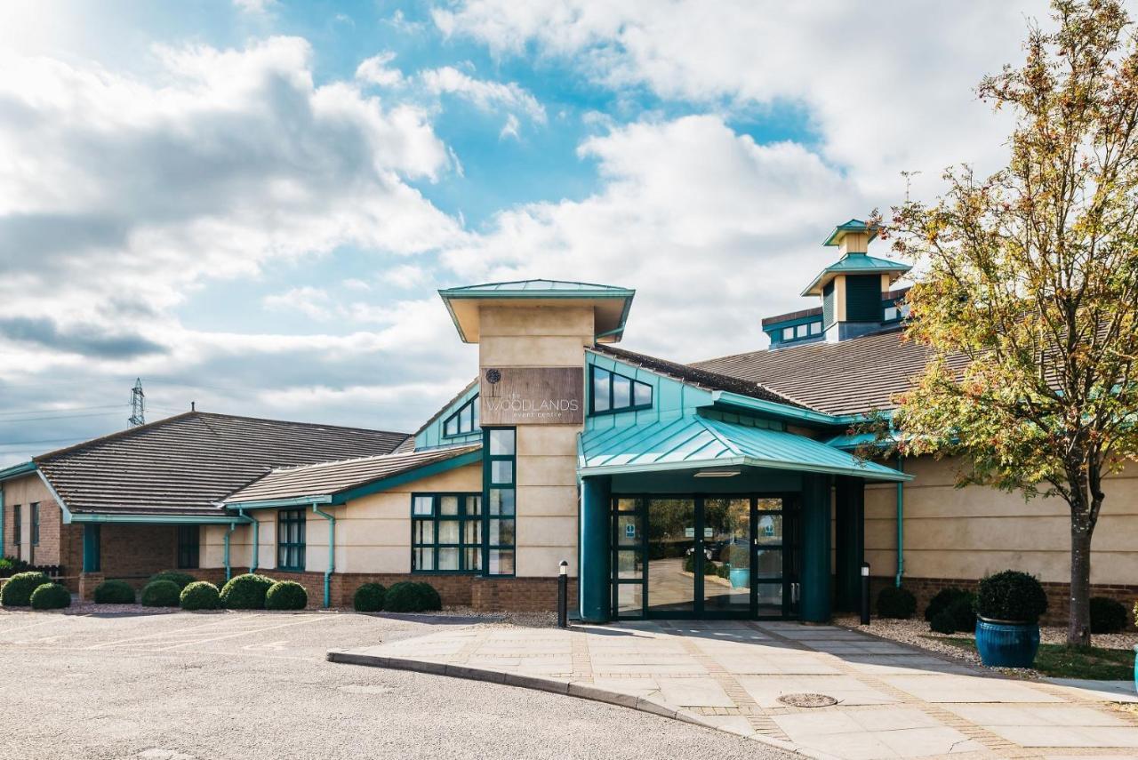 Hotel The Woodlands Event Centre Wyboston Esterno foto