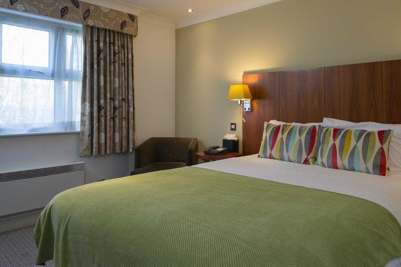 Hotel The Woodlands Event Centre Wyboston Esterno foto